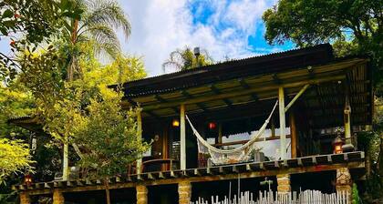 Cozy Eco House in the middle of the Atlantic Forest of Florianópolis