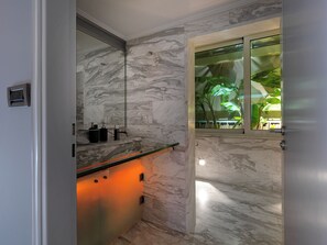 Interior - Bird’s Eye View Penthouse ┃ Acropolis View & Athens Skyline (Athina)