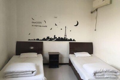Anxin Huaxin Hotel