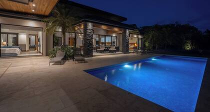 Spacious & Modern 5-bedroom villa in Hacienda Pinilla