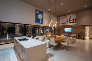 Interior - Spacious & Modern 5-bedroom villa in Hacienda Pinilla (Pinilla)