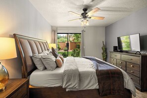 3 makuuhuonetta, vauvan matkasänky, Wi-Fi, vuodevaatteet