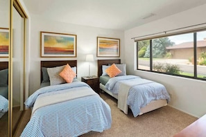 2 bedrooms, travel cot, WiFi, bed sheets