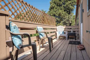 Terrace/patio - Myrinn – Tranquil Retreat by Red Rock Hiking Paths (Sedona)