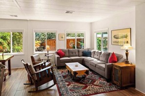 تلفزيون، مكتب