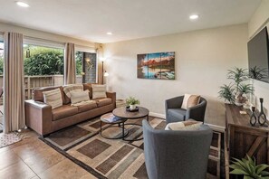 Unclassified image, 3 of 35, button