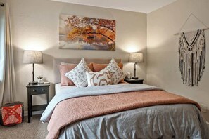 Unclassified image, 4 of 35, button