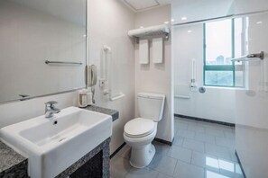 Room - Holiday Inn WUHAN RIVERSIDE by IHG (Wuhan)