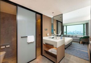 Room - Holiday Inn WUHAN RIVERSIDE by IHG (Wuhan)