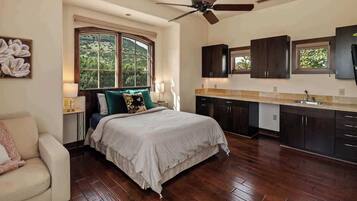 5 Schlafzimmer, Reisekinderbett, WLAN, Bettwäsche