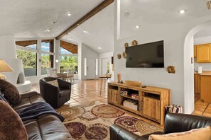 تلفزيون، مكتب