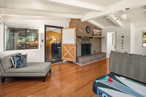 Smart TV, offices, computer monitors