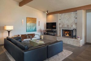 TV, fireplace, offices