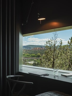 Interior - Myrinn - The Telescope House - Architectural Home (Sedona)