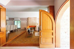 Interior - MOT + Wine Country Deluxe Villa 27 pax + Daily Cleaning (Luján de Cuyo)