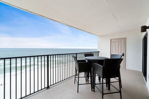 Outdoor dining - Amazing View!  Luxury Beachfront 2BR/2BA (Pensacola)