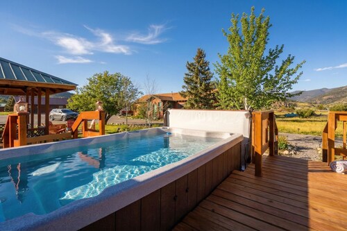 Foothills Lodge 2 - South Fork