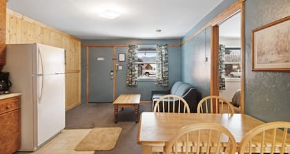 Foothills Lodge 4 - South Fork