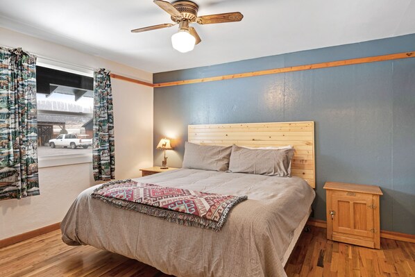 2 bedrooms, WiFi, bed sheets