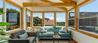 Oceanfront, Hot Tub, Sleeps 23-62!