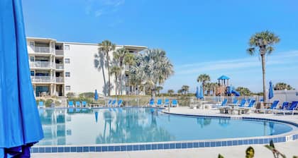 Beach Access St. Augustine villa with Indoor/outdoor pool & tennis courts