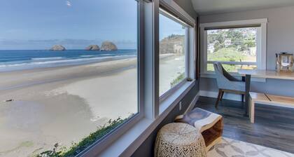 Oceanfront overlooking Three Arch Rocks