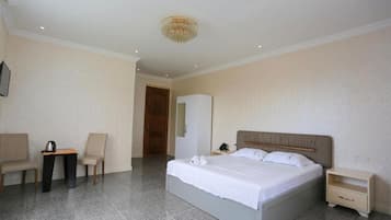 1 bedroom, iron/ironing board, WiFi, bed sheets