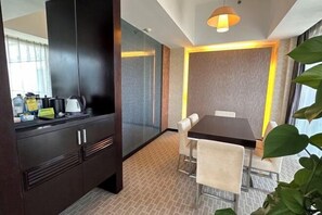 Cribs/infant beds - Holiday Inn Xi'an Greenland Century City (Xi'an)