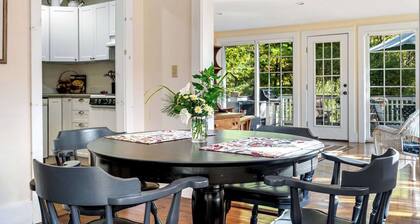 Nanas Hideaway 2 BDR Charmer!