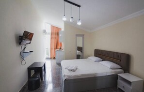 1 bedroom, iron/ironing board, WiFi, bed sheets