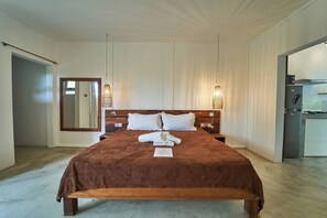 1 bedroom, free WiFi, bed sheets - LouKaz B - Tree rooftop nature (Coteau Raffin, La Gaulette, Mauritius)