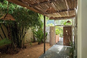 Property grounds - LouKaz F - Chill rooftop seaview (Coteau Raffin, La Gaulette, Mauritius)