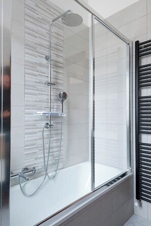 Hair dryer, bidet, towels, soap - Vale's House (Certaldo)