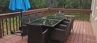 Charming 4-bedroom house with AC and WiFi in beautiful Edgartown