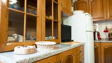 Ofen, Herdplatte, Hochstuhl