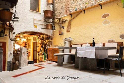 [La Corte di Franco] 4 Apartments Lake Lugano