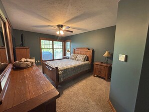 4 soverom, wi-fi (inkludert) og sengetøy