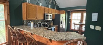 Camelback Mt View!  Beautiful - 4bd 3bth Private Home