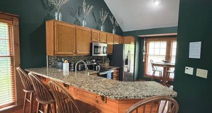 Camelback Mt View! Beautiful - 4bd 3bth Private Home