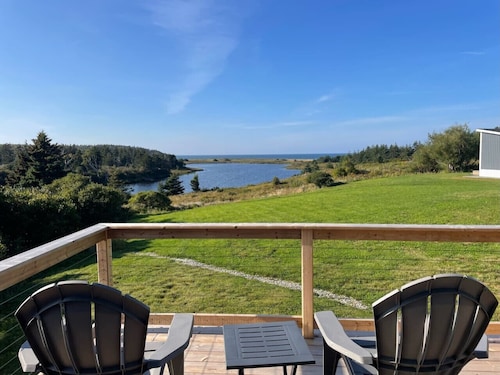 The Lookout - Executive Class, Accessible Mini Villa