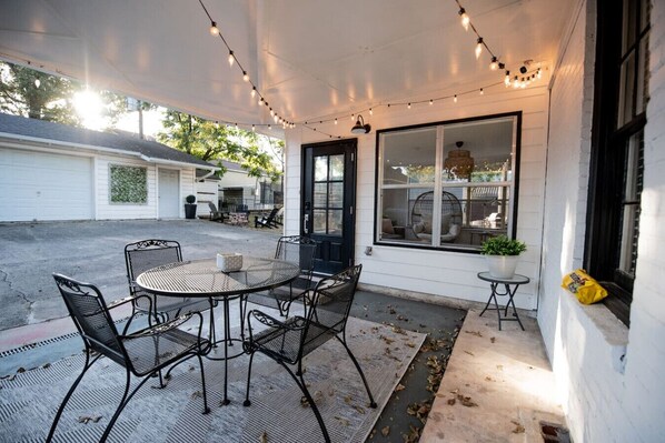 Outdoor dining
