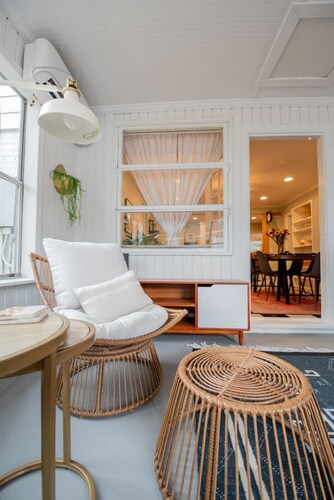 Perfectly Located 3BD in Historic Park Hill