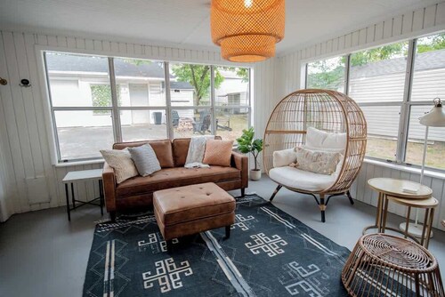 Perfectly Located 3BD in Historic Park Hill