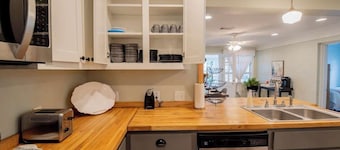 Perfectly Located 3BD in Historic Park Hill