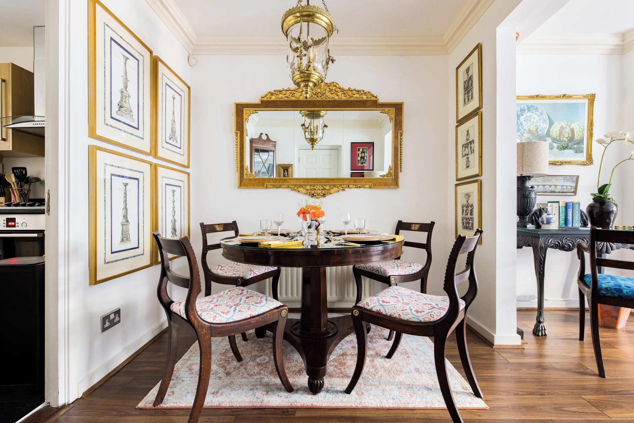 Apartment | Dining