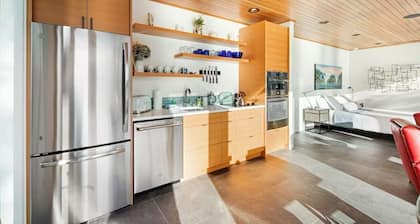 Kingfisher Cove Hideaway