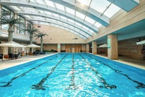 Indoor pool - Zhongshan Daxin Hotel (Xiaolan Branch) (Zhongshan)