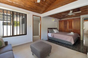 3 dormitorios, escritorio, wifi gratis y ropa de cama