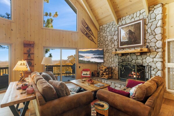 スマートテレビ、暖炉