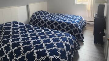 4 quartos, ferros/tábuas de passar roupa, Wi-Fi, roupa de cama